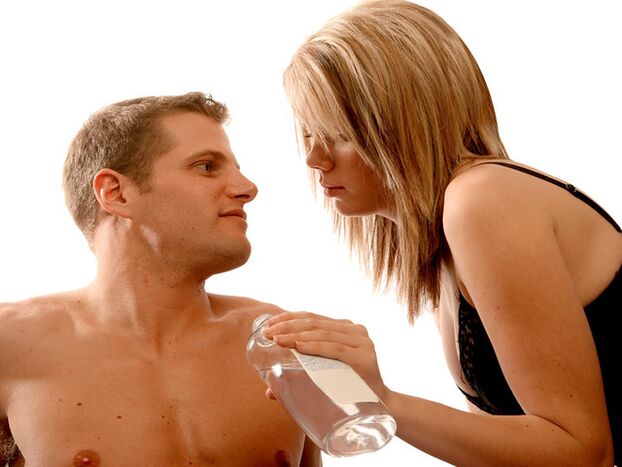 Počas cvičenia by ste mali používať masážny olej na zväčšenie penisu.